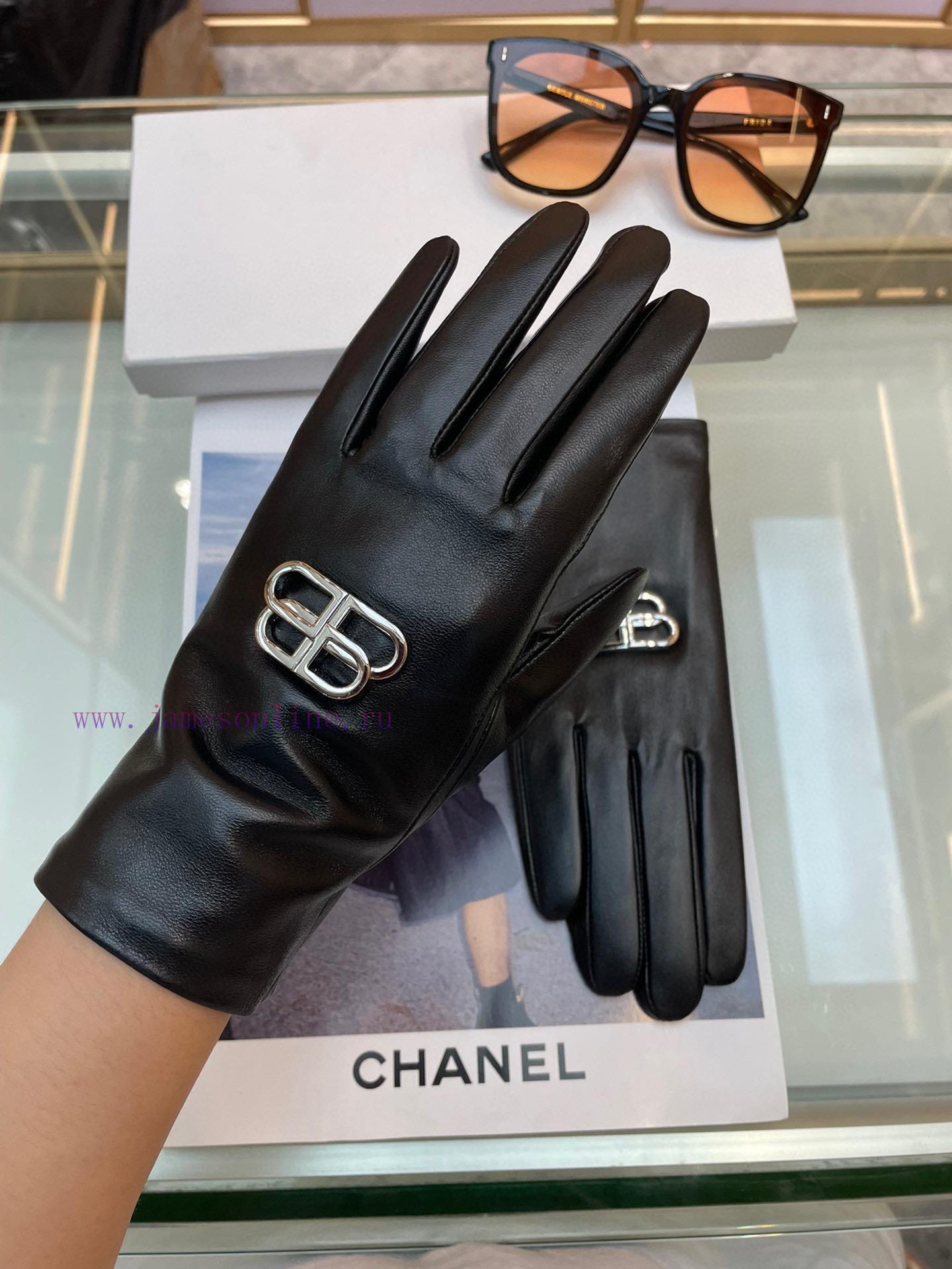 Balenciaga's new women's gloves are made of top-grade sheepskin leather, which is ultra-thin1axcq2ew - Image 9