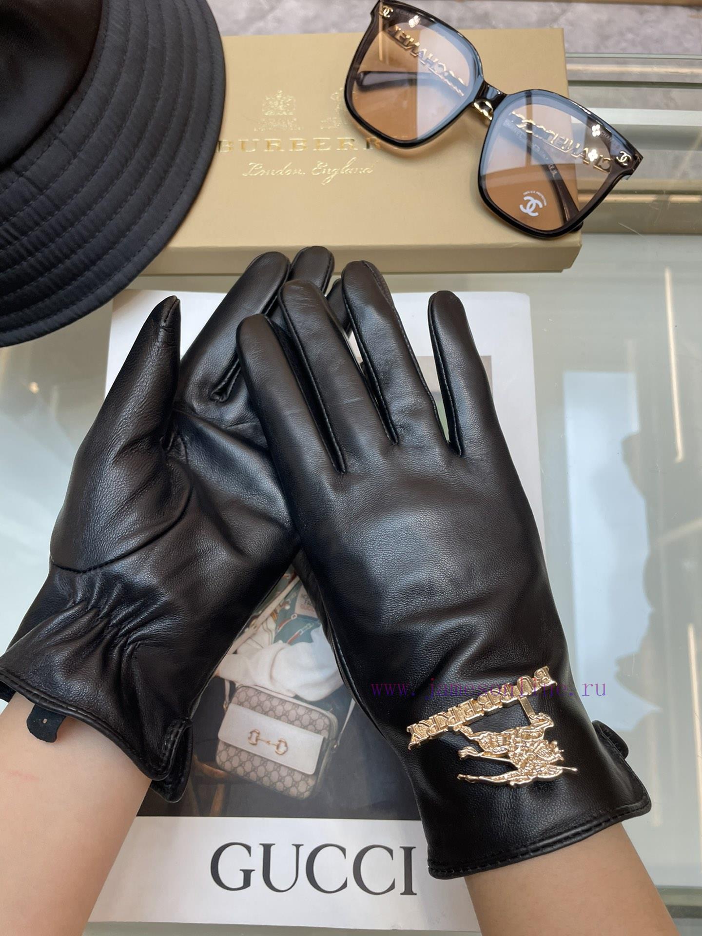 Burberry's new women's gloves are made of sheepskin leather, which is ultra-thin, soft, comfhz70e02a - Image 9