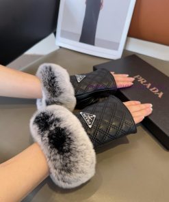 Prada sheepskin gloves, fashionable gloves, warm interior for autumn and winter, classic andluafkjjr
