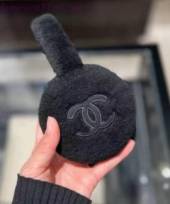 The world is rich and beautiful, with the same style as internet celebritiesChanel embroiderw0yy3deq