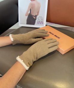 Miumiu women's gloves, fashionable gloves, classic and simple, super comfortable to handle, e92tgawi