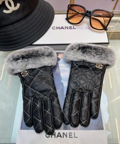Chanel's new gloves are soft and delicate, very skin friendly, full of feminine charm, good juls9r0j