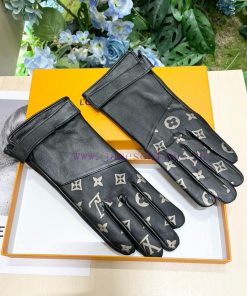 Packaging for Women's 2024 New Release Touchscreen Women's Gloves LV Official Website Synchru20c09ke