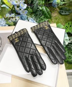 Packaging for Women's 2024 New Model Debuts 🧤 Touch screen gloves Chanel official website sy91uu6nxo