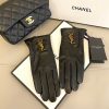 Ysl's popular women's genuine leather gloves have arrived, featuring a simple and elegant shqryplhk1