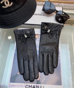 Chanel's new women's gloves are made of top-grade sheepskin leather, which is ultra-thin, wamdd1yuiv