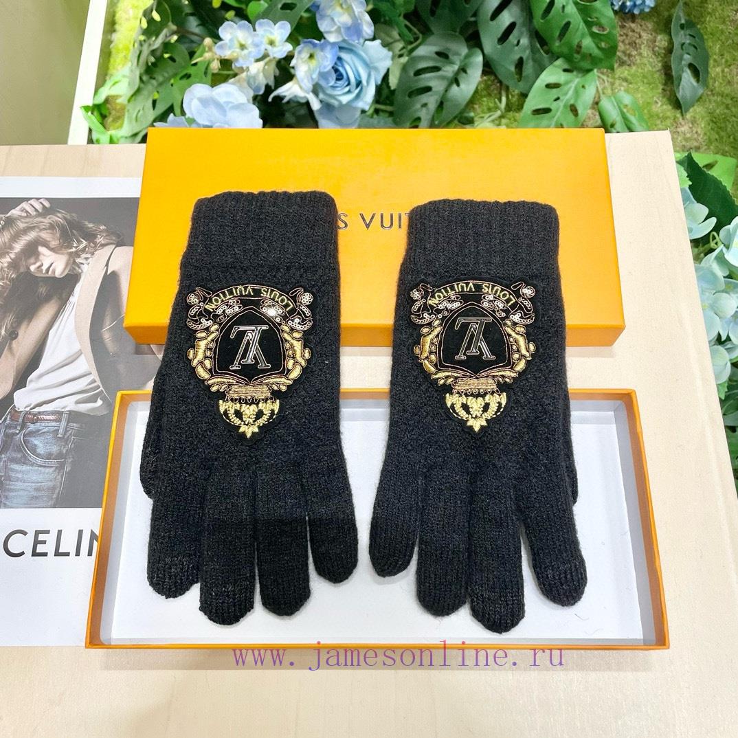 The packaging of LV Louis Vuitton's new knitted gloves is worth comparing with different quaea0a54xl - Image 3