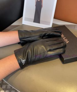 Prada Men's New Product Sheepskin Gloves, Fashionable Gloves, Warm in Autumn and Winter withq8abl5p9