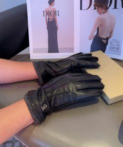 Burberry Men's New Sheepskin Gloves, Fashionable Gloves, Warm in Autumn and Winter with Velviksnviz9