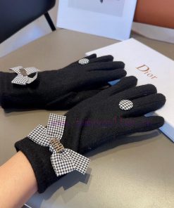 Dior women's gloves, fashionable gloves, classic and simple, super comfortable to handle, sofemkf5m2