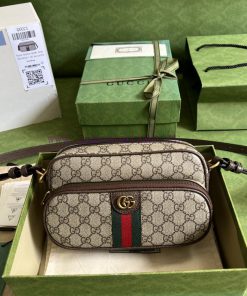 Gucci The Ophidia series mini handbag is a refreshed interpretation of the Ophidia series mi sqmijw9j