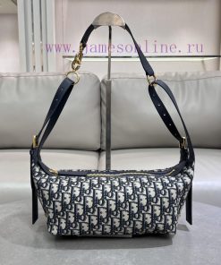 This D-Journey Handbag Is A New Product Of This Season Which Made A Brilliant Debut In Dior's S pdemczgz