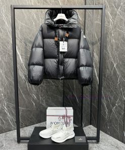 Moncler Borey women's 2-in-1 short down jacket jacket Ultra light goose down filling The fabq81j19jn