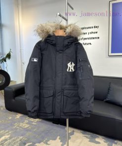 Authentic grade𝗠𝗹𝗕 New York Yankees logo big fur collar workwear down jacket/men's and women9ceycxq6