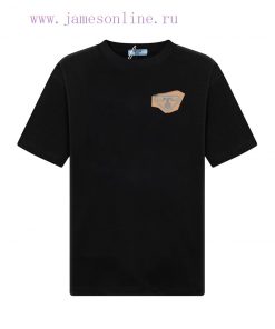 PARDA Prada 25SS Adopts A New Dual Process Approach With Front And Back Panels Featuring Differ u6wof4hm