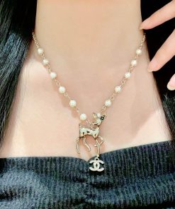 Chanel Chanel Vintage Necklace. The Styles Of Little Chanel Are Truly Exquisite And Elegant Wit it796b2o