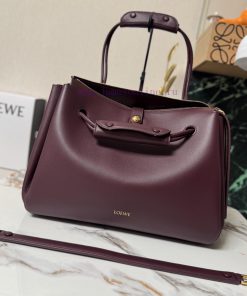 Loewe Bags Loewe New Large Soft Cow Leather Madrid HandbagMadrid Has A Soft And Structured Trapezoidal Sha 3vahuj06