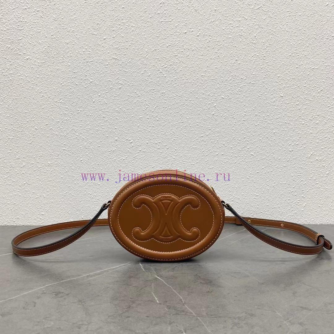 Loewe Bags Small CELINE 21 Autumn/Winter Pig BagWhat Are The Considerations For Pairing This Season's Mini 57zh3krd - Image 2