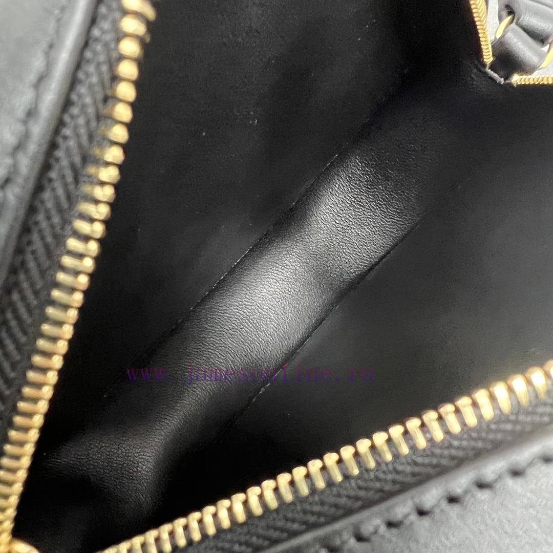 Loewe Bags Small CELINE 21 Autumn/Winter Piggy Bag: What Are The Considerations For This Season's Mini Bag hny1pngq - Image 7