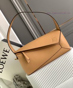 Loewe Bags Loewe's New Puzzle Hobo Is A Soft And Exquisite Short Napa Cowhide Leather Shoulder Bag Inspire b1xtcrwv