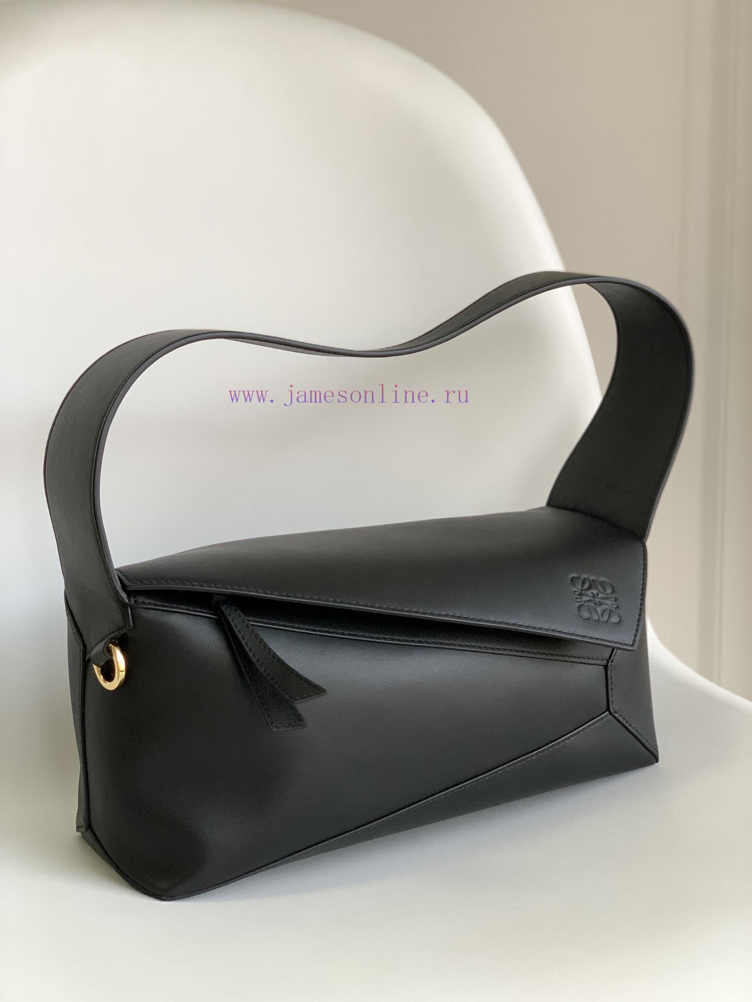 Loewe Bags Loewe's New Puzzle Hobo Is A Soft And Exquisite Short Napa Cowhide Leather Shoulder Bag Inspire 99l3wkl7