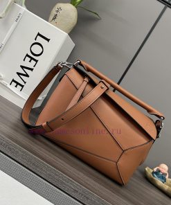 Loewe Bags . L ⊚℮ W ℮ New Small Soft Cow Leather Puzzle HandbagThe First Debut Handbag Launched By 𝑳 Home 60wdybre