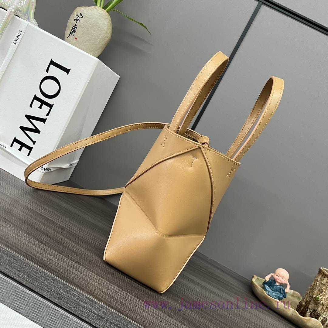 Loewe Bags . L ⊚℮ W ℮ The New Mini Shiny Cowhide Puzzle Fold Handbag Draws Inspiration From The Geometric 50pxvtaw - Image 3