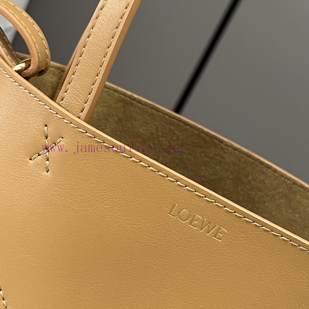 Loewe Bags . L ⊚℮ W ℮ The New Mini Shiny Cowhide Puzzle Fold Handbag Draws Inspiration From The Geometric 50pxvtaw - Image 6