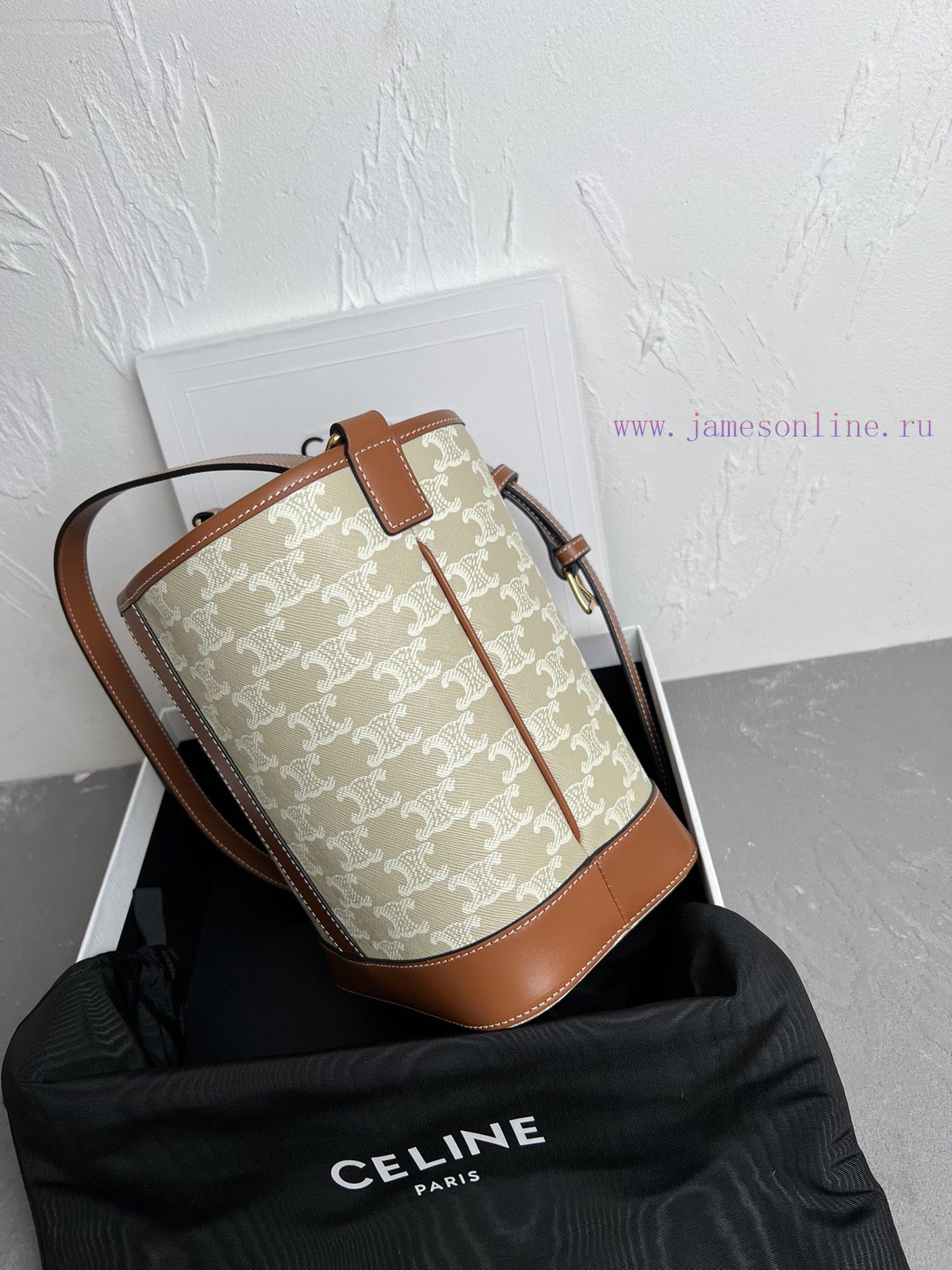 Loewe Bags Small Bucket Bag 〰️A Low-key And High-quality Universal BagAt The Moment Of Carrying My Back I lp4rfmyj - Image 4