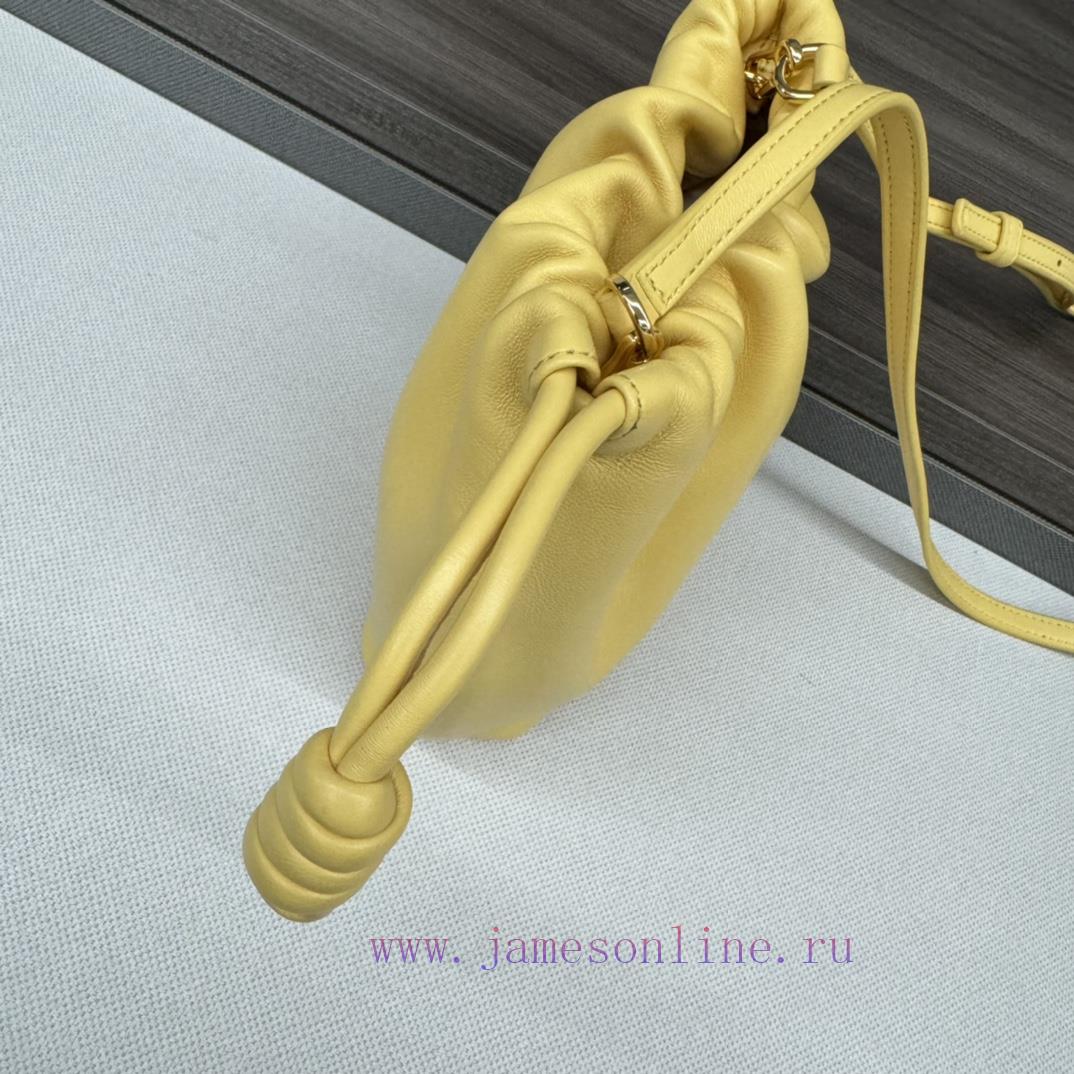 Loewe Bags . L ⊚℮ W ℮ The New Mini Nappa Goat Leather Flamenco Purse Handbag Features A Drawstring That Ti upeg9r4a - Image 7