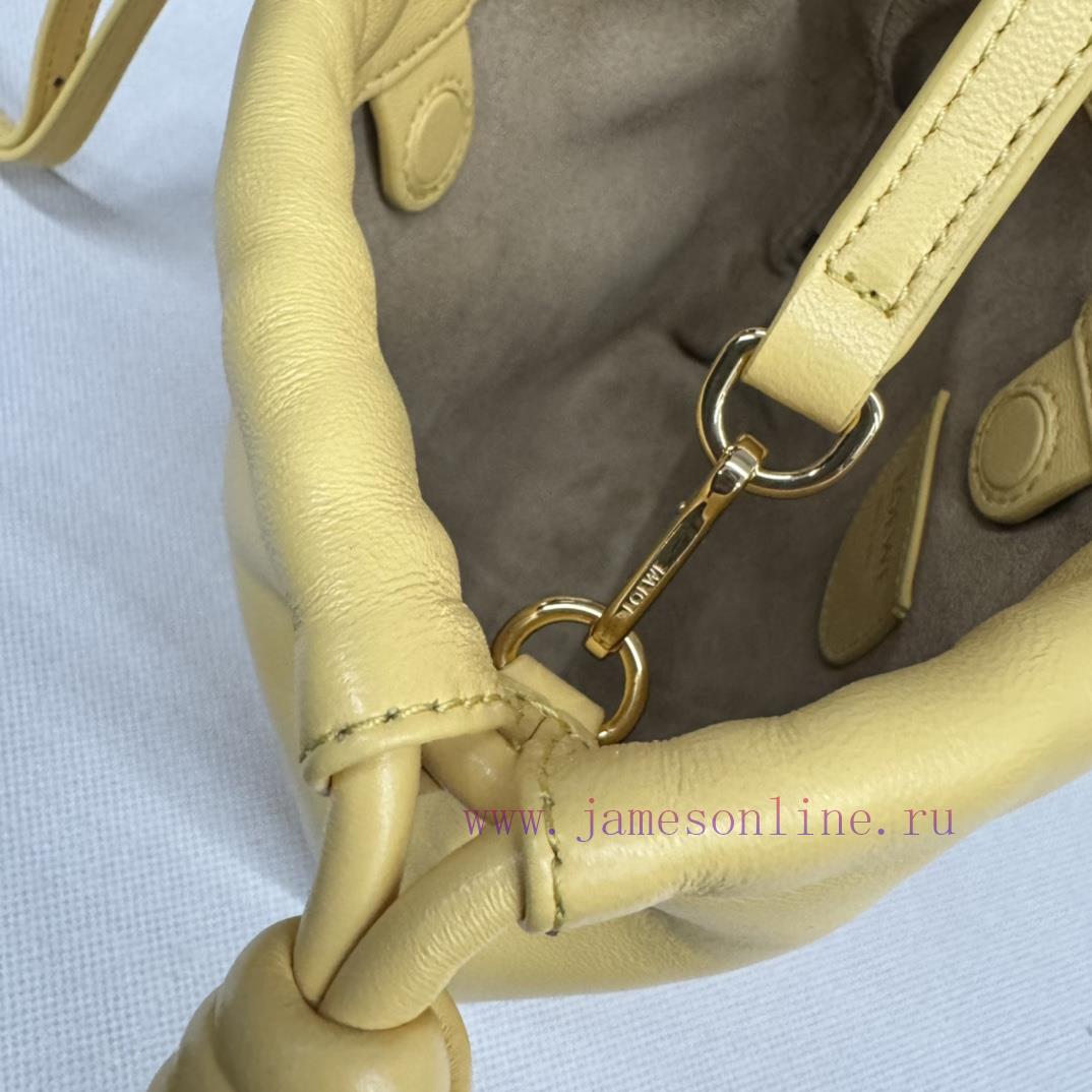 Loewe Bags . L ⊚℮ W ℮ The New Mini Nappa Goat Leather Flamenco Purse Handbag Features A Drawstring That Ti upeg9r4a - Image 8