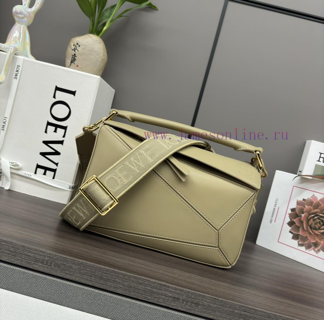 Loewe Bags L ⊚℮ W ℮ Small Satin Cowhide Puzzle Handbag ArrivedThe First Debut Handbag Launched By 𝑳 Home * u5zrgkxe
