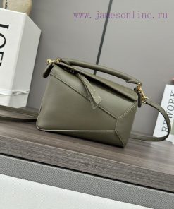 Loewe Bags . L ⊚℮ W ℮ New Mini Soft Cowhide Puzzle Edge HandbagThe First Debut Handbag Launched By 𝑳 Home gsnbgi6w