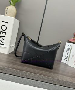 Loewe Bags . L ⊚℮ W ℮ The New Puzzle Fold Pouch Handbag Reinterprets A Practical And Versatile Handbag Dra f7972xxr