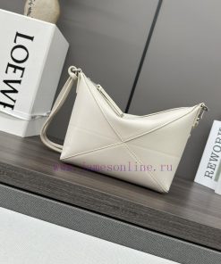 Loewe Bags . L ⊚℮ W ℮ The New Puzzle Fold Pouch Handbag Reinterprets A Practical And Versatile Handbag Dra slvwj8yy