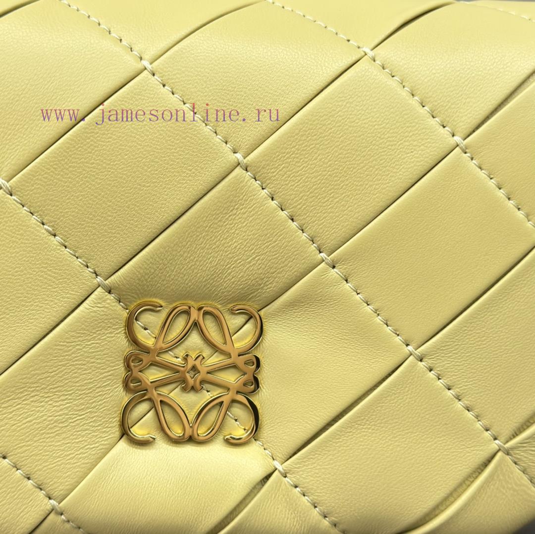 Loewe Bags The. LO ℮ W ℮ Pleated Shiny Nappa Goat Leather Puffer Goya Handbag Is Inspired By Goya Aestheti b9ygwoo6 - Image 6