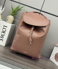 Loewe Bags Loewe's New Shiny Soft Cowhide Flamenco Backpack Features A Streamlined And Practical Daily Des 56xgboez