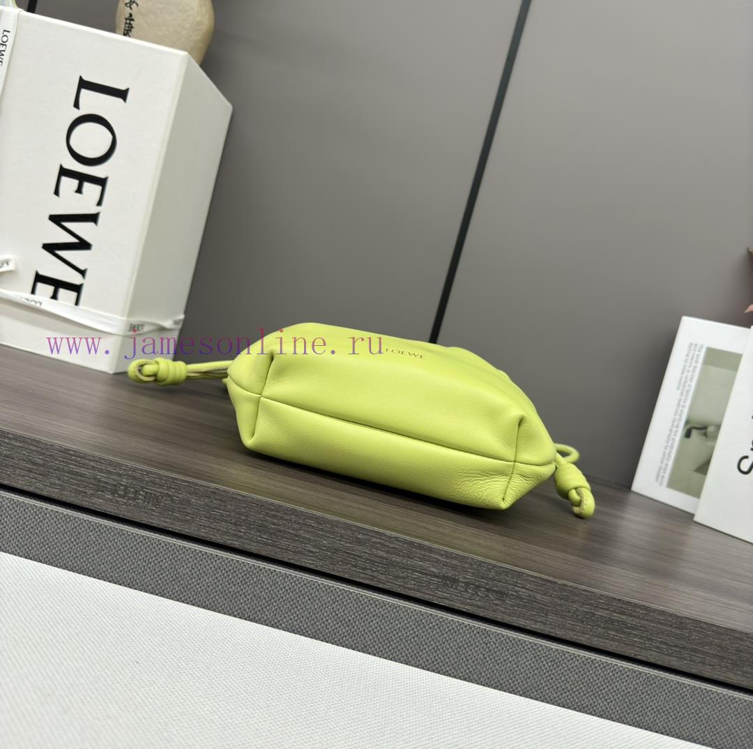 Loewe Bags The. LO ℮ W ℮ Mini Soft Nappa Goat Leather Flamenco Purse Bag Features A Pleated Design And Key 1o807q01 - Image 5