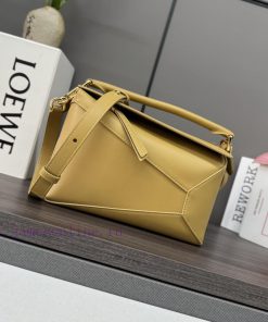 Loewe Bags . L ⊚℮ W ℮ New Small Soft Cow Leather Puzzle Edge HandbagThe First Debut Handbag Launched By 𝑳 knw6ins9