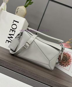 Loewe Bags . LO ℮ W ℮ New Small Nappa Sheep Leather Featherlight Puzzle Handbag With Unique Geometric Line qqx1qwq5