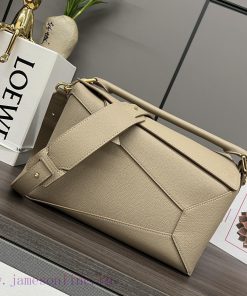 Loewe Bags L ⊚℮ W ℮ Medium Grain Cowhide Puzzle Handbagnew ColorThe First Debut Handbag Launched Features xxjg36lp