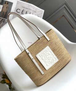 Loewe Bags Loewe Is A Traditional Square Woven Vegetable Basket 🧺Imported Lafite Grass Is Hand Woven And M ei63soii