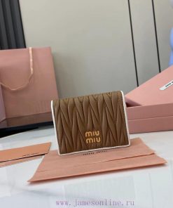 MiuMiu Bags Equipped With A Complete Set Of Original Packaging The New Pocket Wallet Is Made Of Imported To w22zsaau