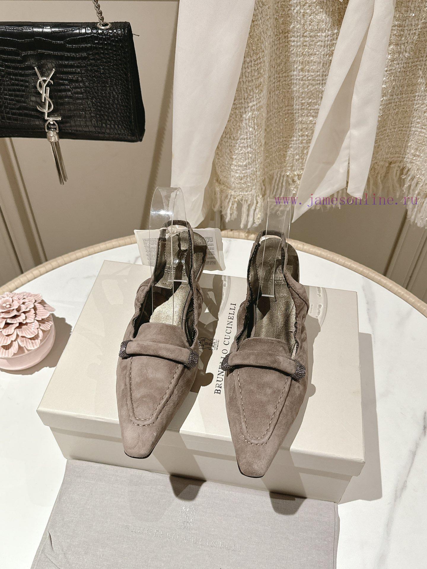 《 Style 》 《 Market's Highest Quality 》 BRUNELLO CUCINELLIBC Low Heeled Sandals Material Importe e6l7pcq2