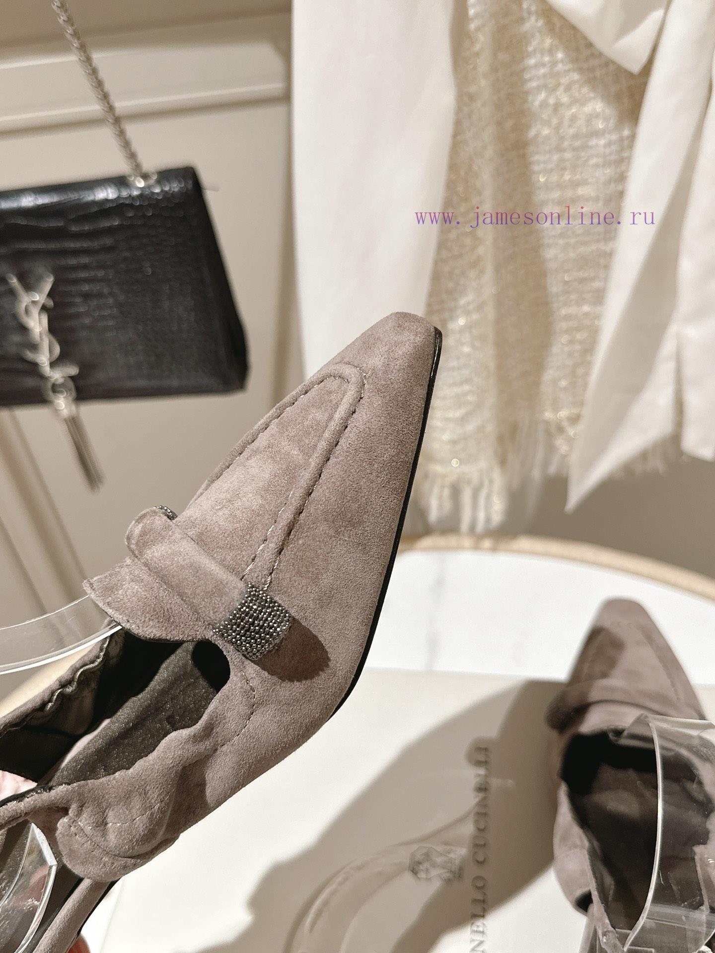 《 Style 》 《 Market's Highest Quality 》 BRUNELLO CUCINELLIBC Low Heeled Sandals Material Importe e6l7pcq2 - Image 9