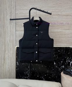 25027 New Down Jacket ️Prada Triangle Logo 11 Edition Matte Fabric Extremely Simple Style 90% qmsd0svq