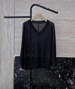 258002 New Knitted Sweater ️BC Chain V-neck Knitted Shirt Black And White SMLUpdate Time: Mar u4zybocq