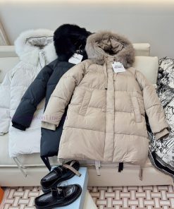 9029 New Down Jacket ️Max's Home Signs Are All 90% White Goose Down Oversized Fox Fur Collar 71jvd8wf