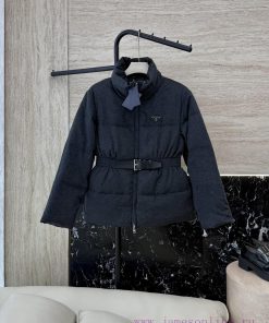 AH725 New Down Jacket ️PRADA Classic Triangle Waist 90% White Goose Down Long Sleeve Down Jac 91wnlity