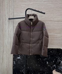 AH721 New Down Jacket ️Prada Triangle Logo 90% White Goose Down Stand Up Collar Short Style Long jht9tjxc
